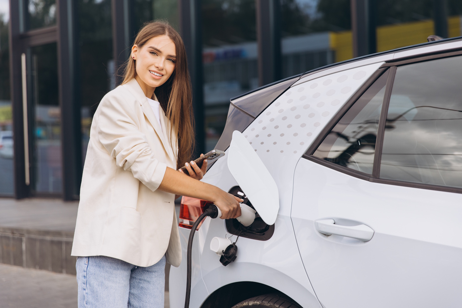 From record figures to market maturity. Why might 2026 be the best time to buy an electric car charger?